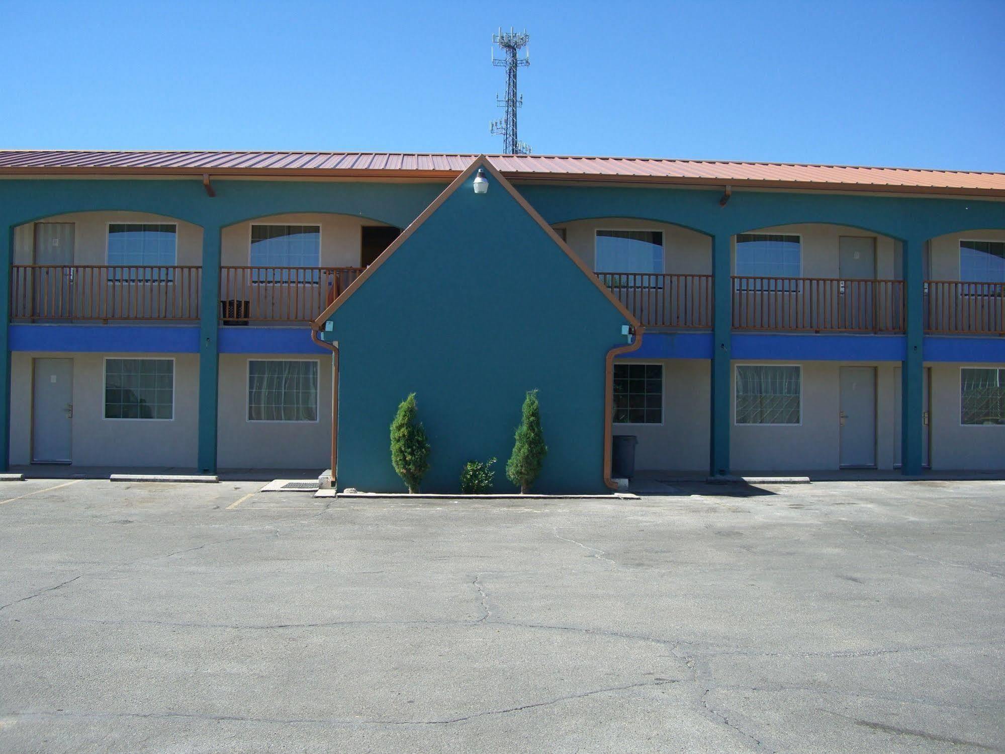 La Hacienda Inn Artesia Kültér fotó