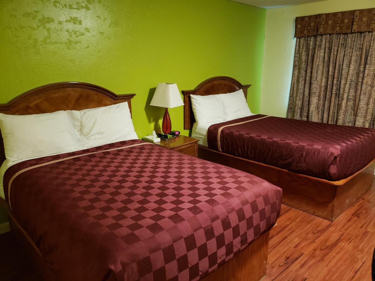 La Hacienda Inn Artesia Kültér fotó